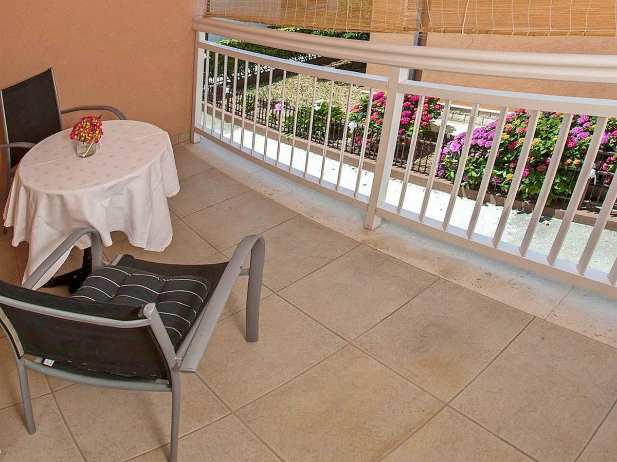 Apartments Damir Kaštel Štafilić Exterior foto